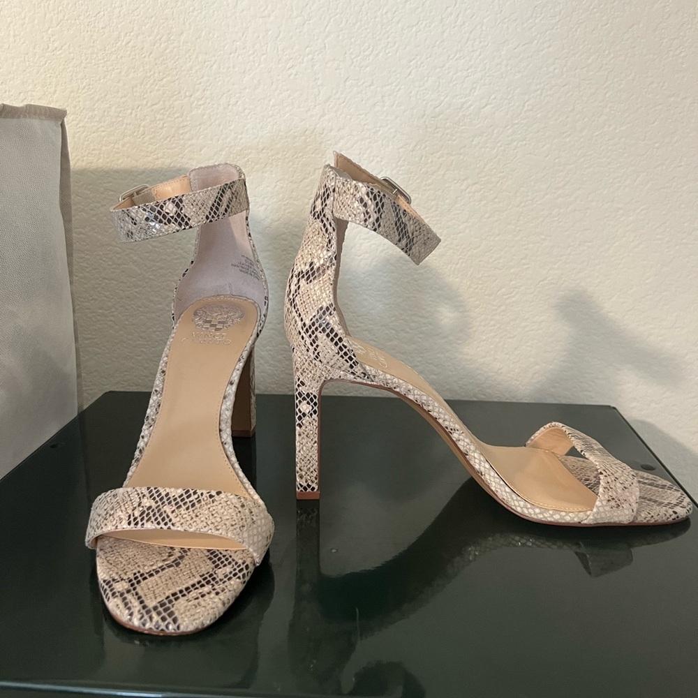 Vince Camuto Bendiva snake print heel. Perfect for summer.